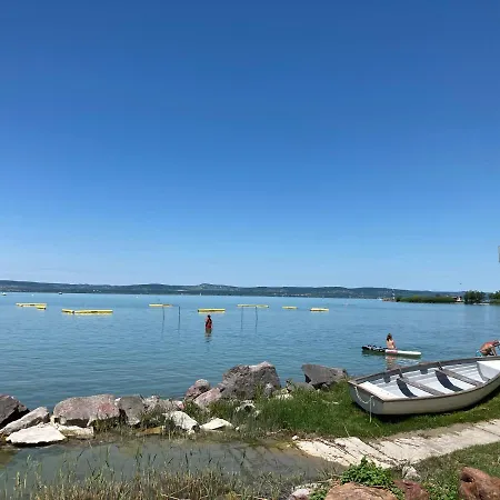 Semesterbostad Sa-lak Balatonszárszó