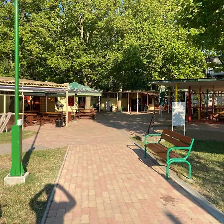 بيت للعطل Sa-lak Balatonszárszó
