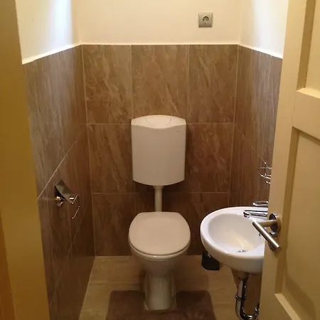 Semesterbostad Sa-lak Balatonszárszó